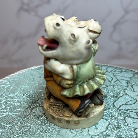 Harmony Kingdom Charming Hippo Trinket Box - Picture 1 of 15